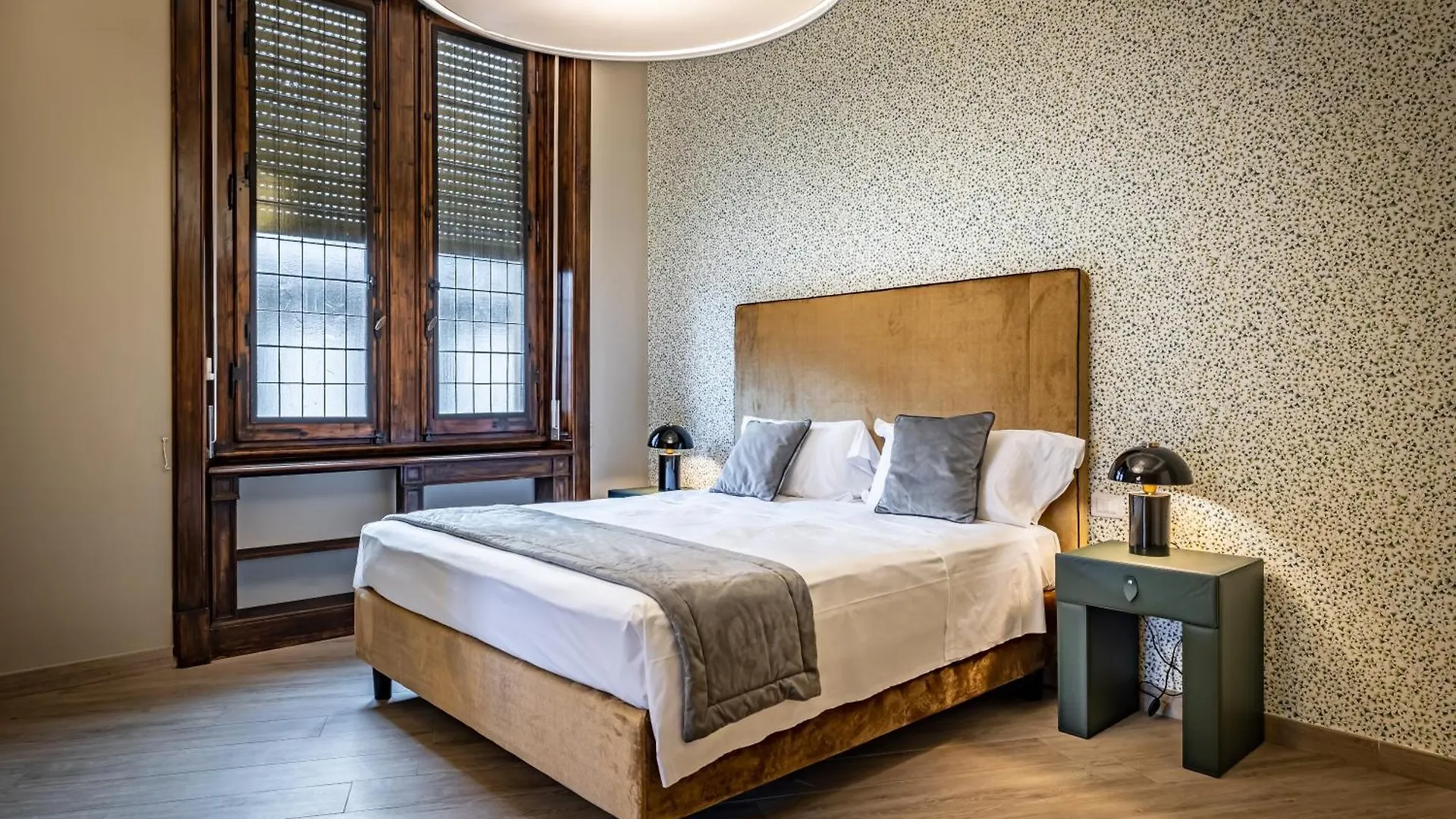 Yd Bright And Luxury Art Apartment Florence Italy